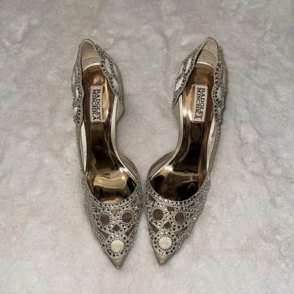 Badgley Mischka heals. Size 8. Perfect condition! - Picture 2 of 4